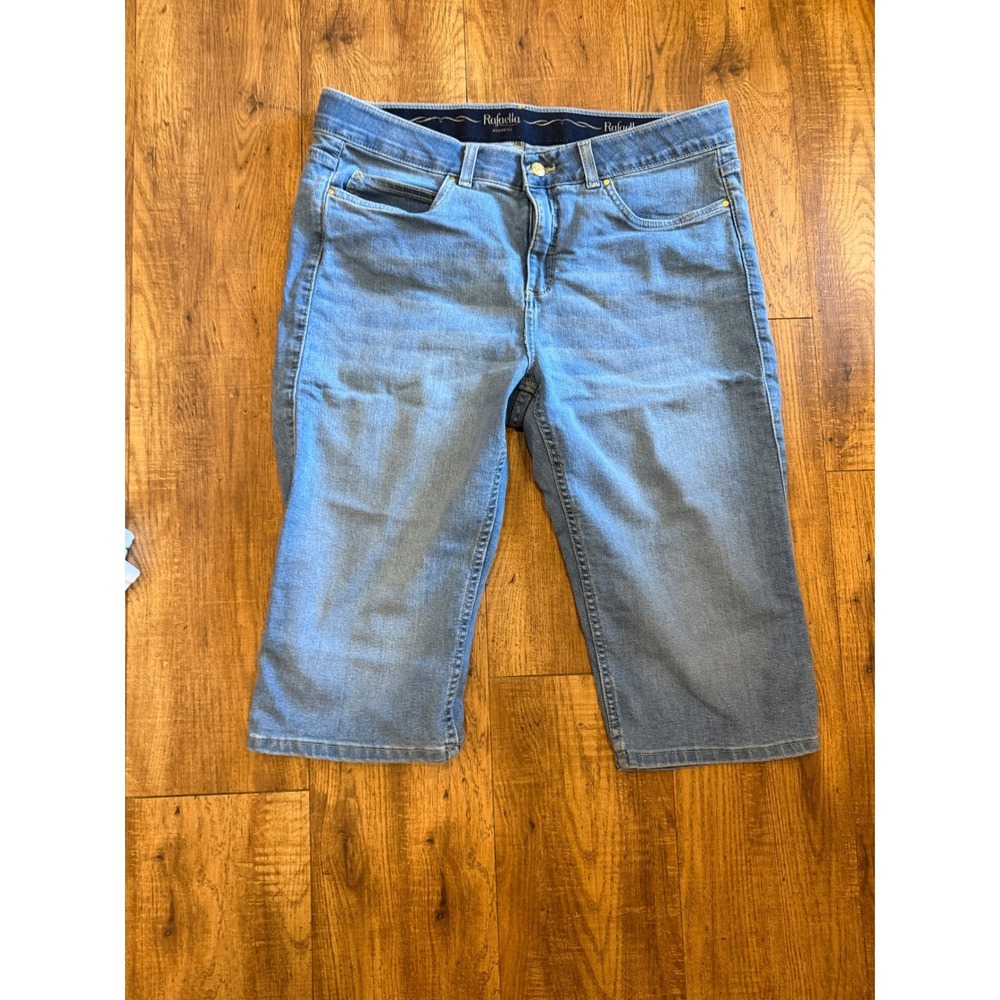 Rafaella Weekend Womens Light Wash Stretch Denim Capri Jeans Size 14 RSBS9192
